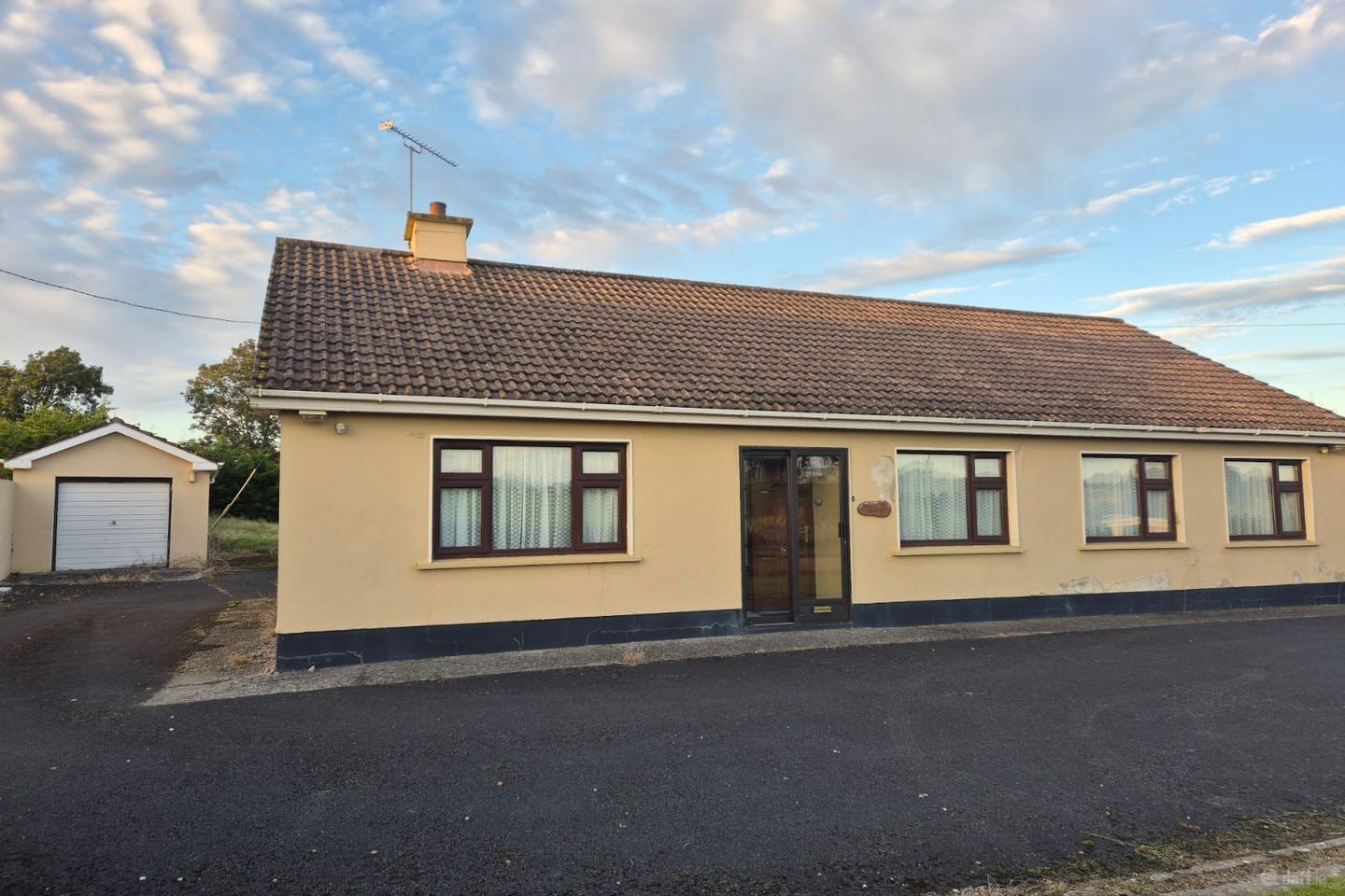 Mount Carmel, Ballyhomin, Askeaton, Co. Limerick, V94E6TN