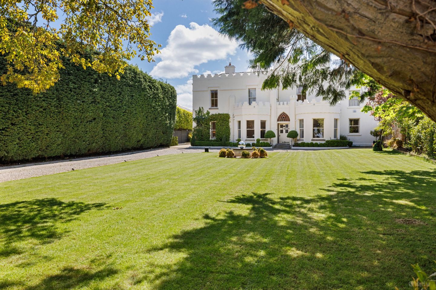 The Castle, Claremont Road, Foxrock, Dublin 18, D18P2H3