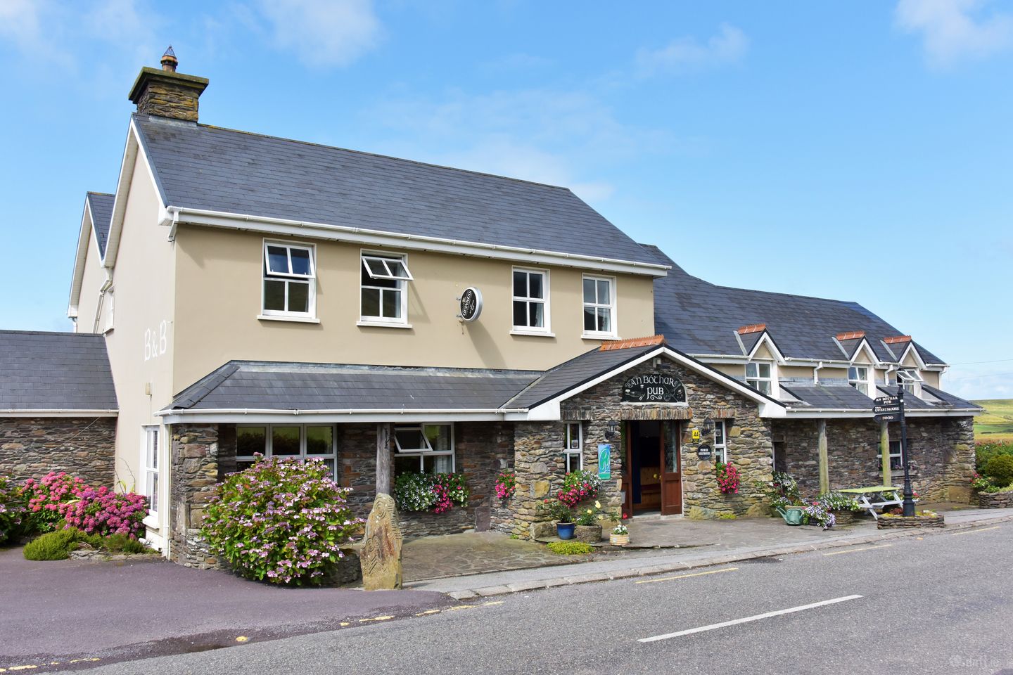 An Bothar Pub Cuas Ballydavid, Dingle, Co. Kerry
