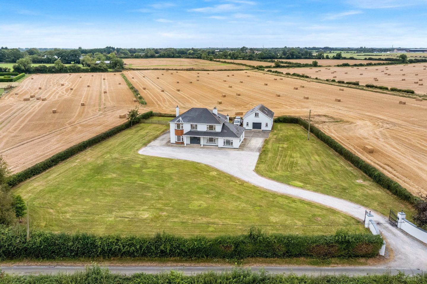 Fairyhouse Lodge, Mullinam Lane, Mullinam, Dublin 15, D15CP2V