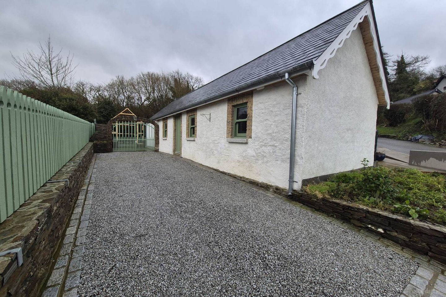 Ink Bottle Lodge, The Village, Hollywood, Co. Wicklow