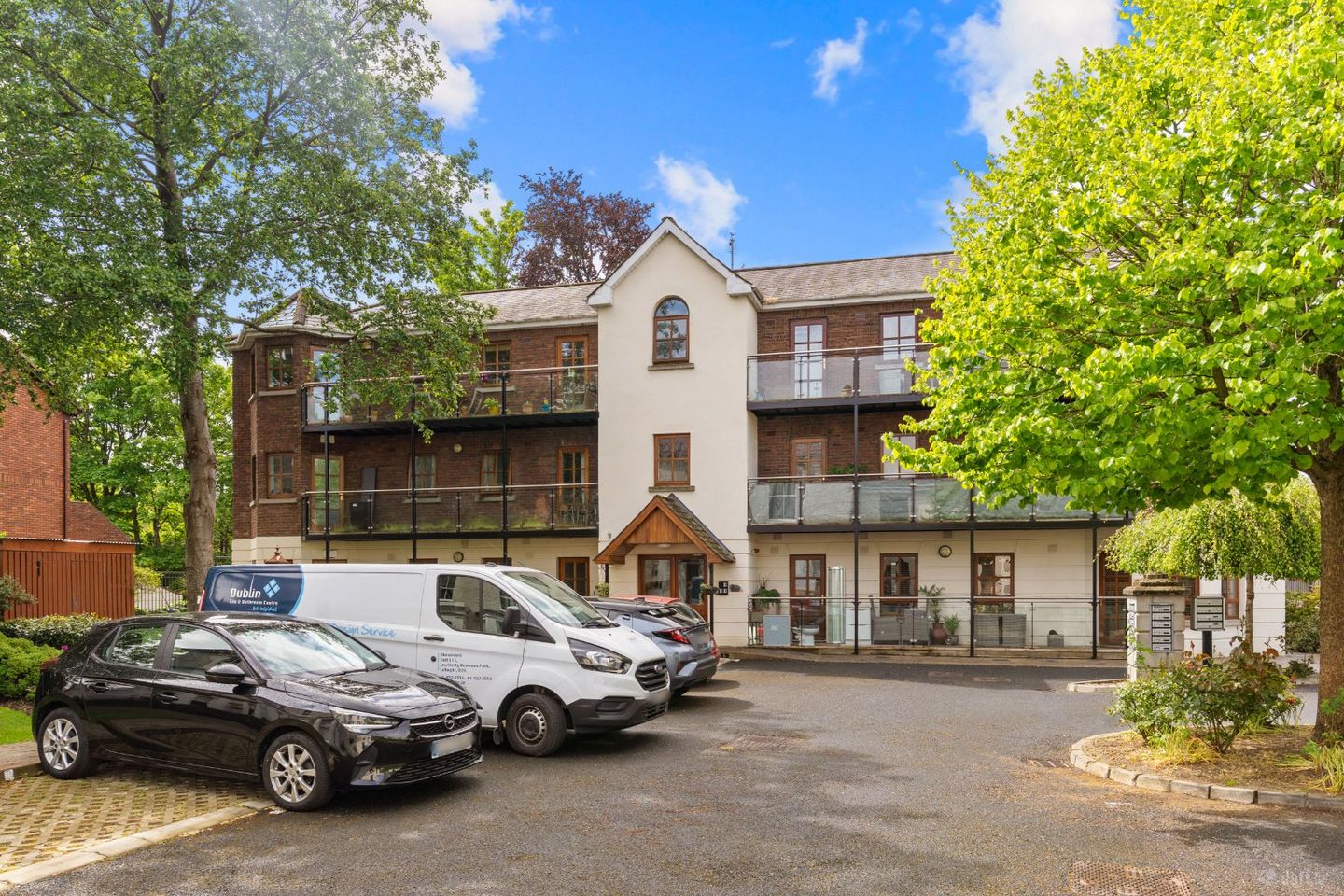 9 The Hall, Laurel Place, Terenure Road West, Dublin 6W, D6WA373