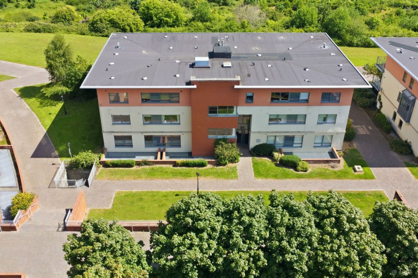 Apartment 121, East Courtyard, Tullyvale, Dublin 18, D18V3V9