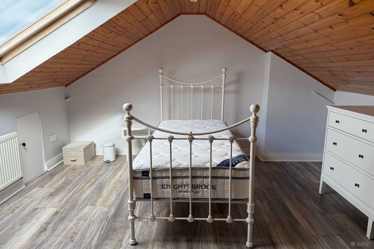 Redwood, Kilnamanagh, Dublin 24