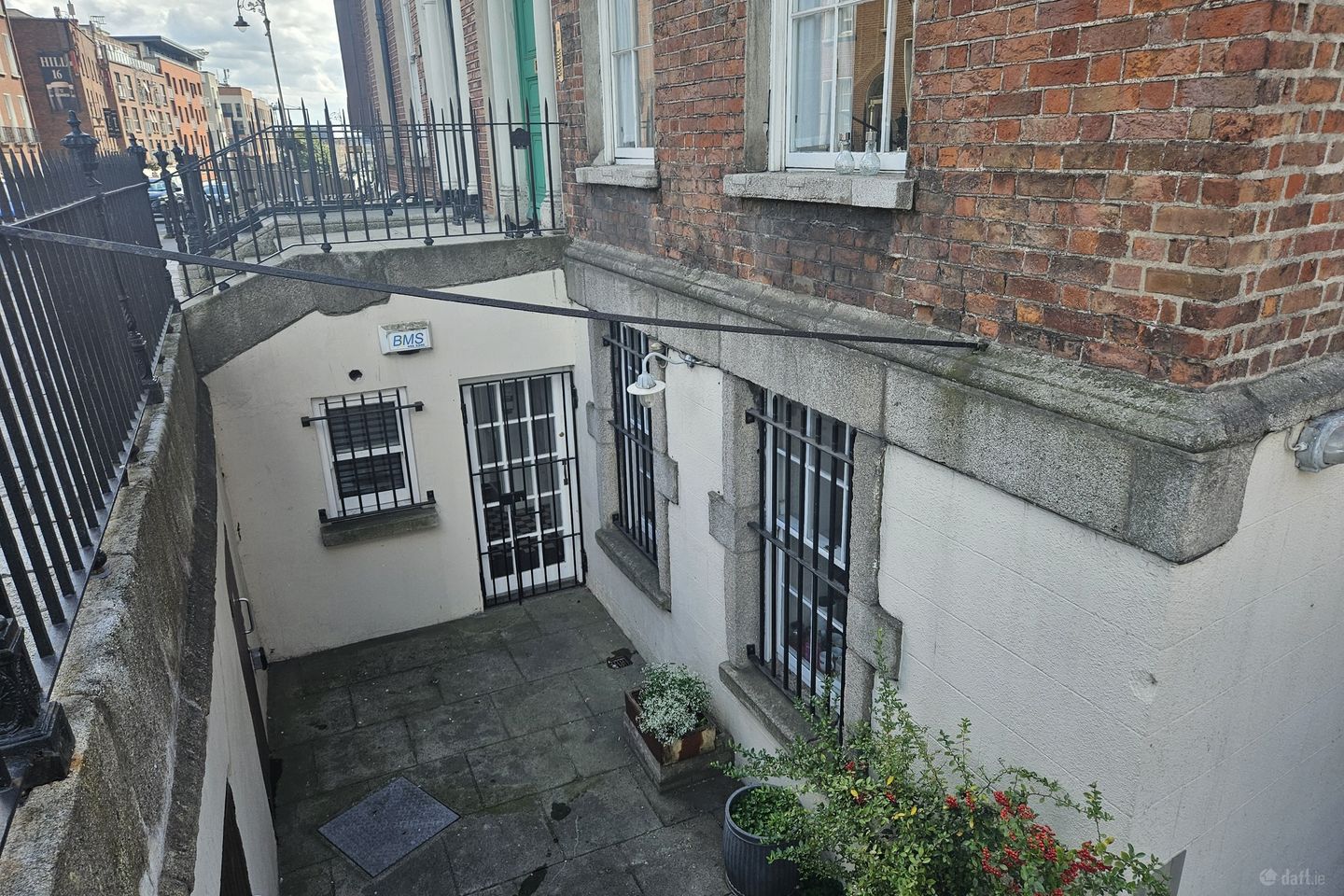 54 Mountjoy Square West, Basement, Dublin 1