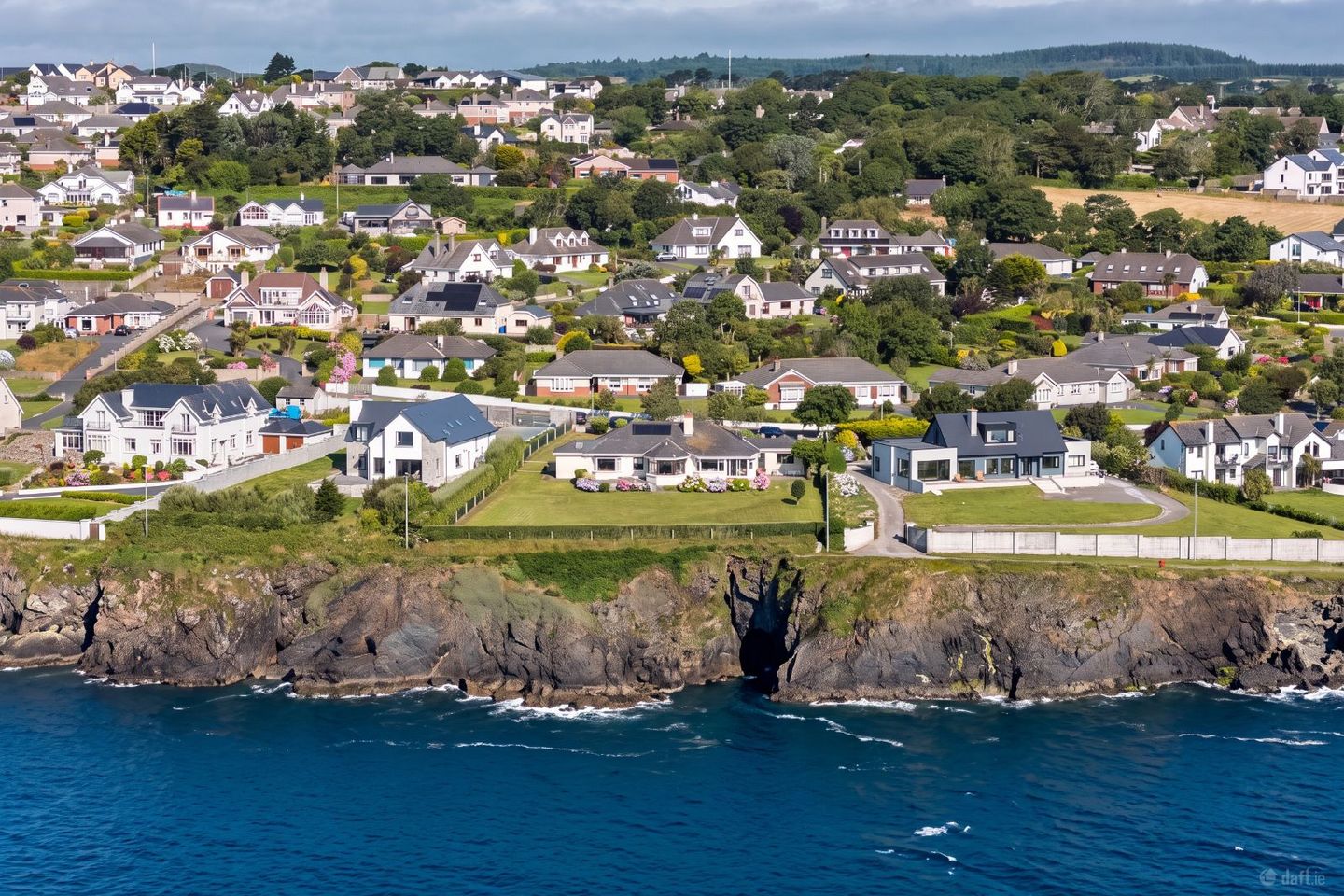 8 Cliff Road, Tramore, Co. Waterford, X91A8N6