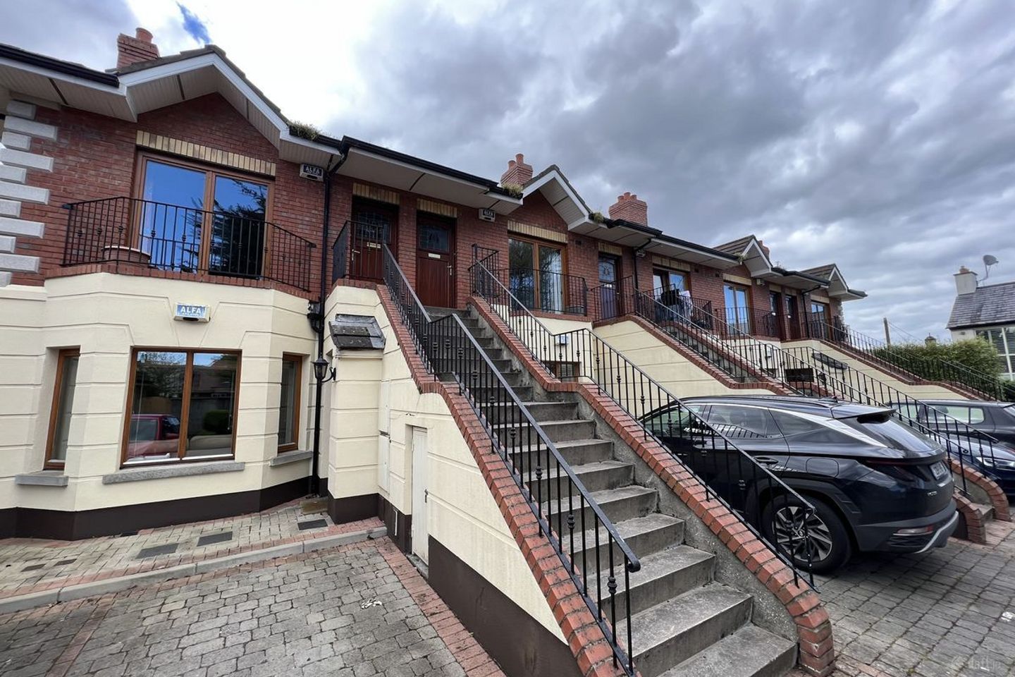 6 Oaklands, Rathgar, Dublin 6