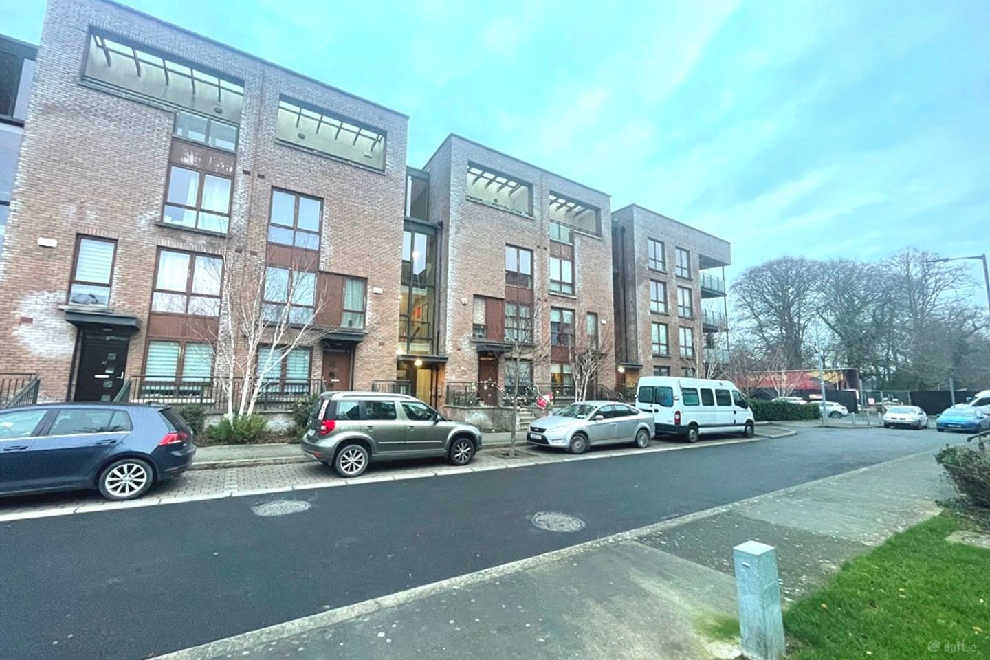 Stratton Walk, Adamstown, Co. Dublin