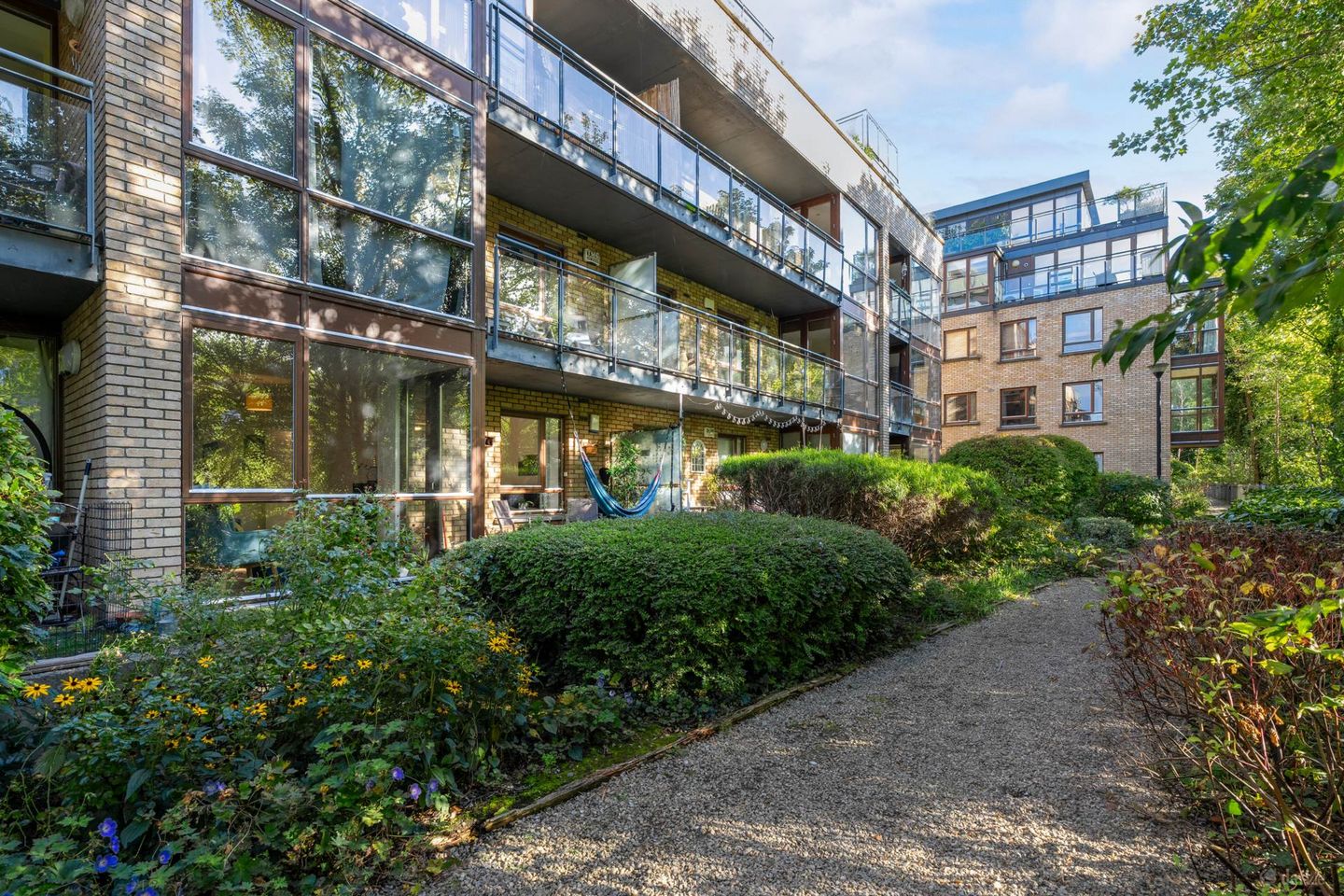 95 The Island, Block E, Martin`s Row, Dublin 20, Co. Dublin, D20NW10