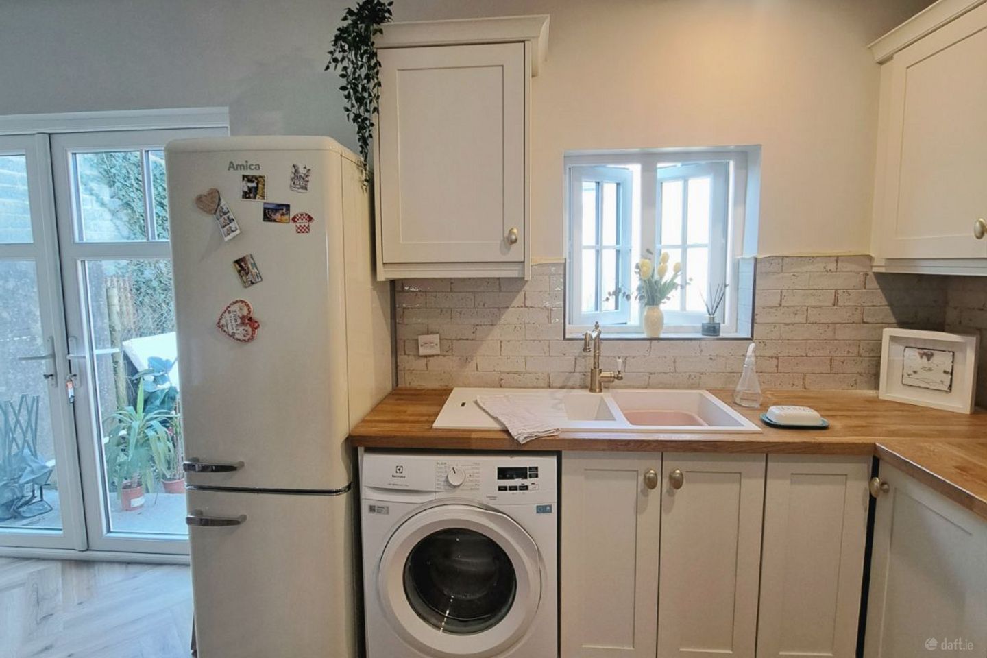 Cashel's Lane, Thomondgate, Co. Limerick