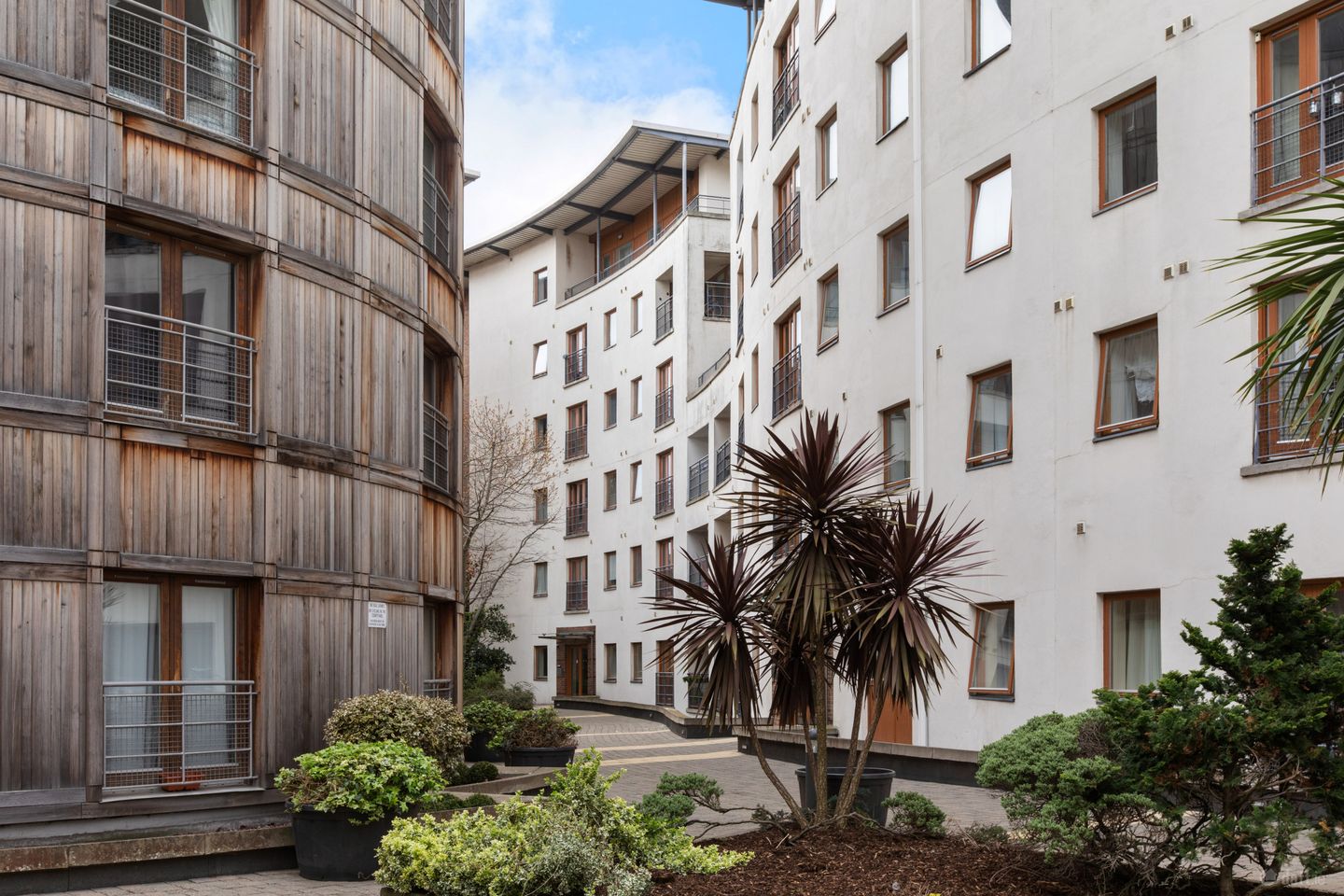 3 Spencer House, Custom House Square, IFSC, Dublin 1, D01E7W8