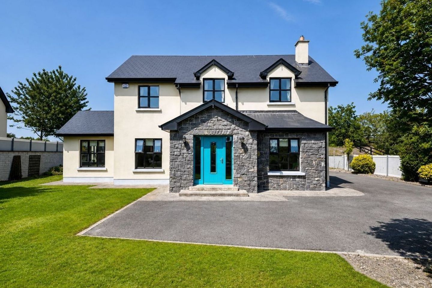 4 Na Cluainte, Killeenadeema, Loughrea, Co. Galway, H62P865
