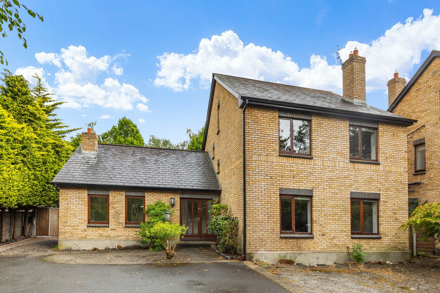 2 Four Oaks, Oaklands Crescent, Rathgar, Dublin 6, D06VF29