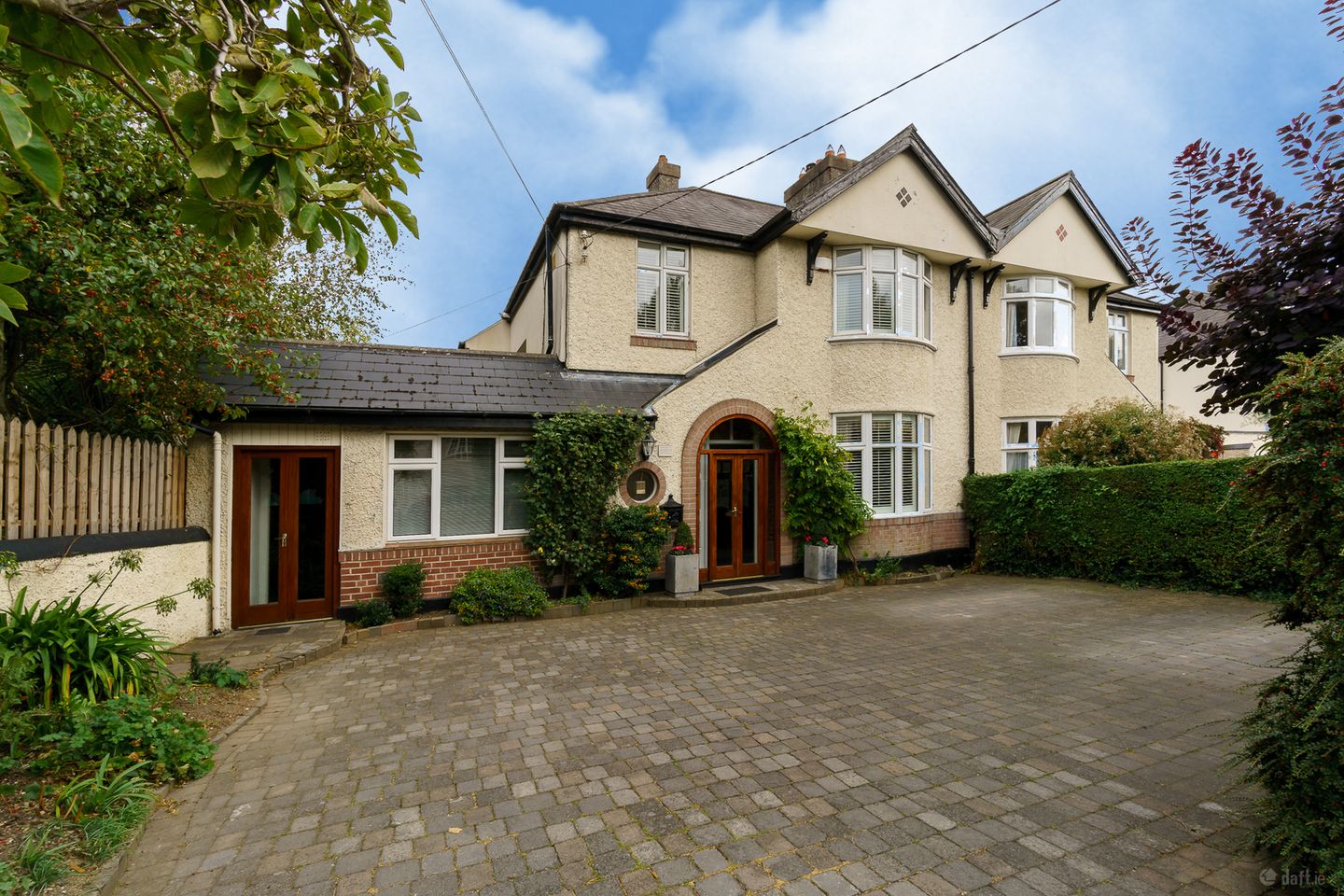 Ardeevin, 4 Newtownpark Avenue, Blackrock, Co. Dublin