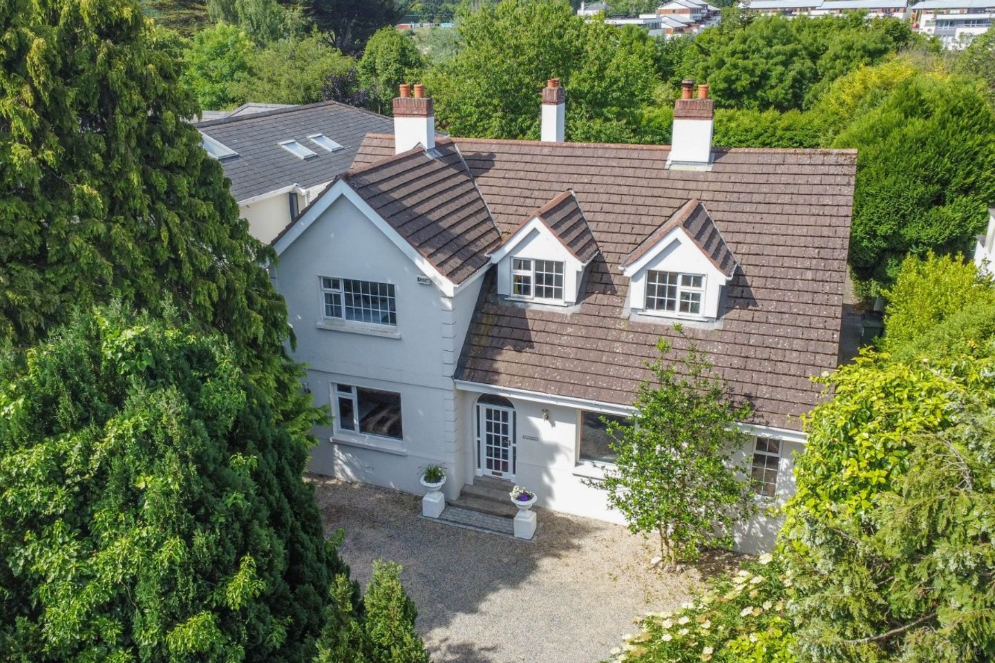 Santessa, Santessa, Cabinteely Village, Cabinteely, Dublin 18, D18X4H6