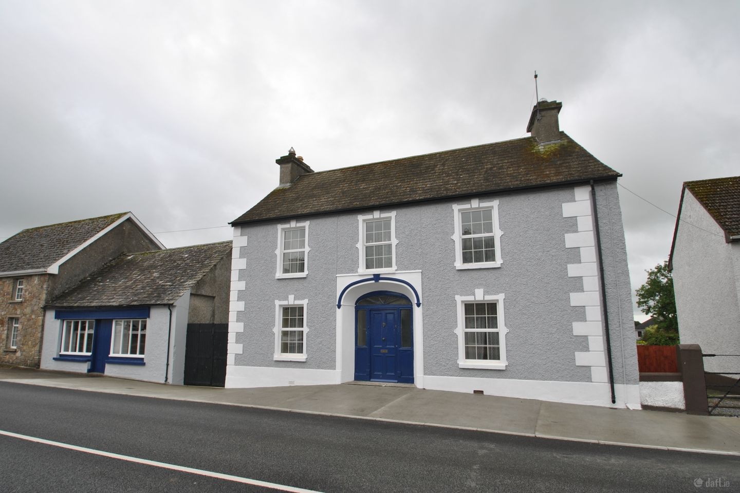 Main St, Shinrone, Birr, Co. Offaly, R42N5F2