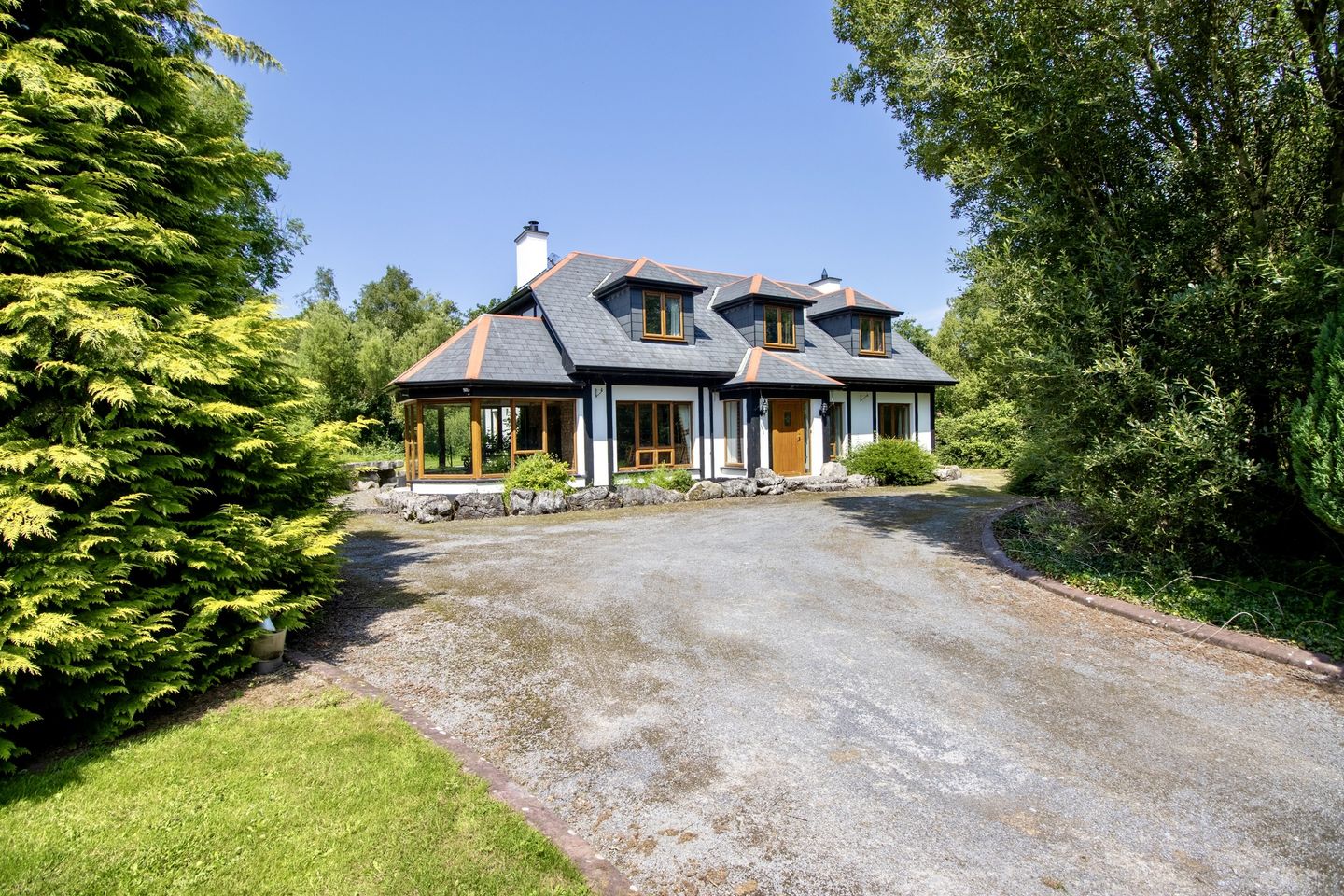 Castletown, Cross, Cong, F12H9E2