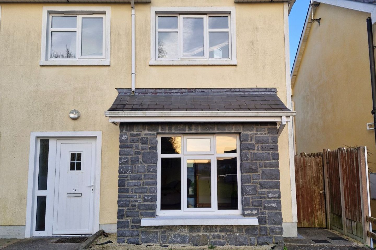 17 An Baile Glas, Portumna, Ballinasloe, Portumna, Co. Galway