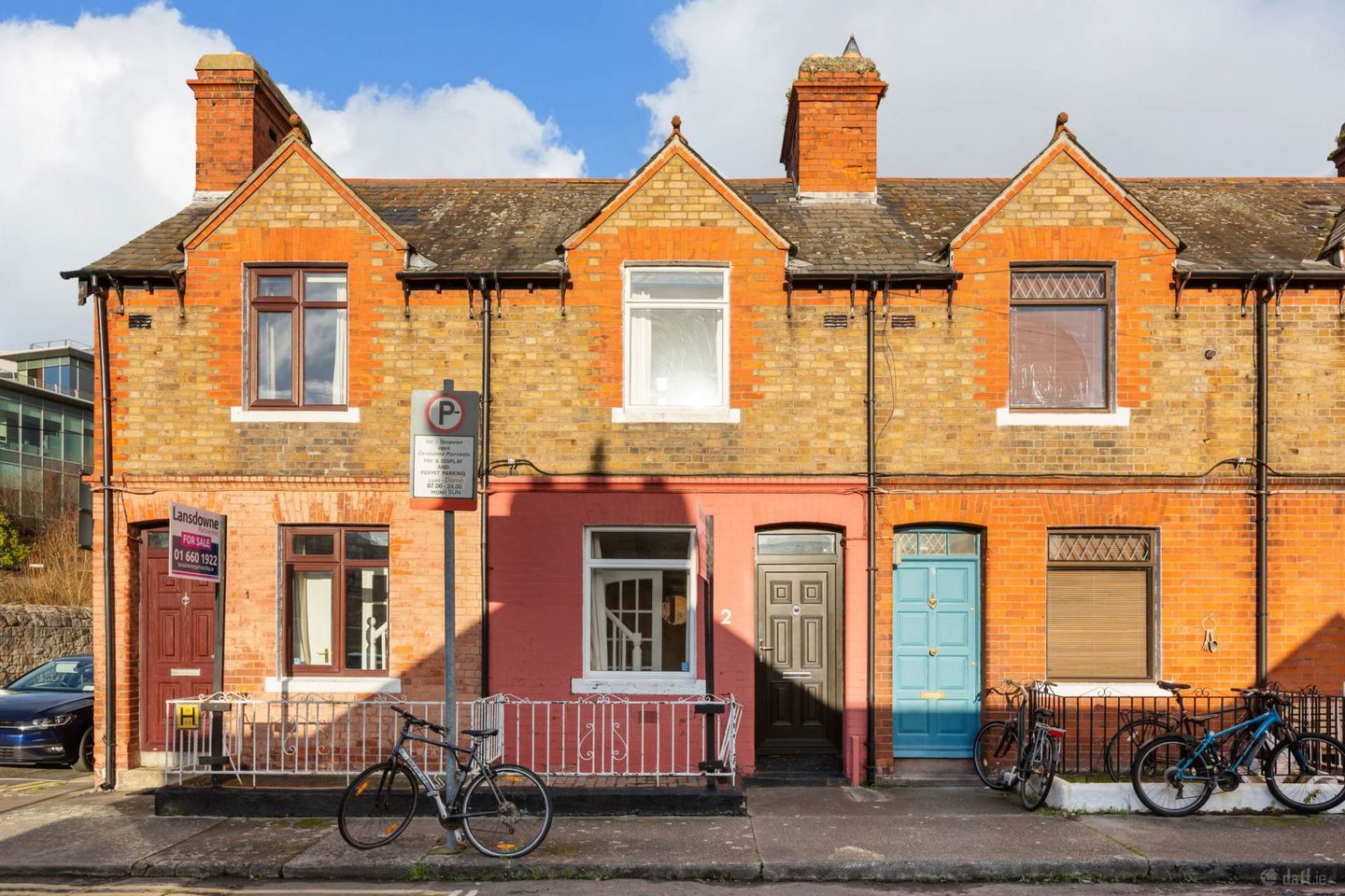 2 Dodder View Cottages, Ballsbridge, Dublin  4, Co. Dublin, D04E6C2