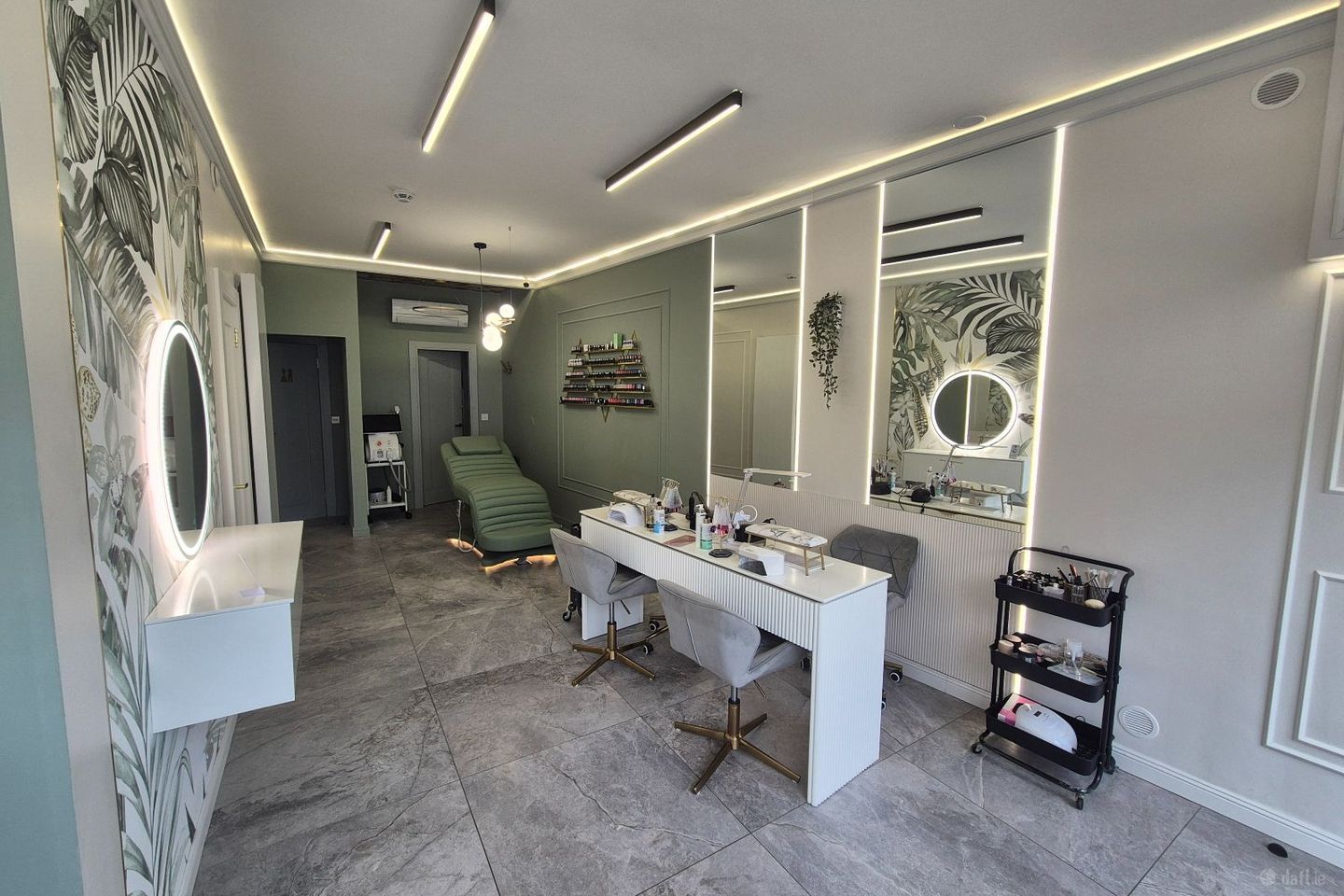 Station to Let at Shine Bright Beauty, 37 Stephen Street, Waterford, Waterford City Centre, Co. Waterford