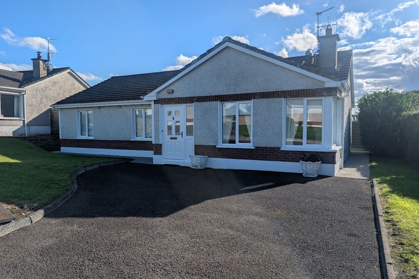 9 Derg Manor, Dromineer, Co Tipperary, E45X471
