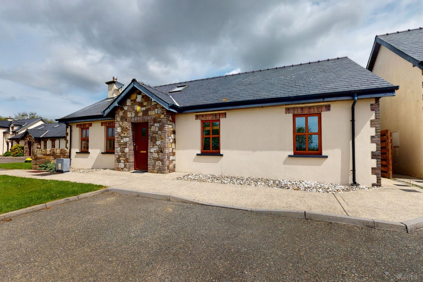 2 Re2, 2 Rectory Mews, Duncormick, Wexford, Co. Wexford, Y35HC43