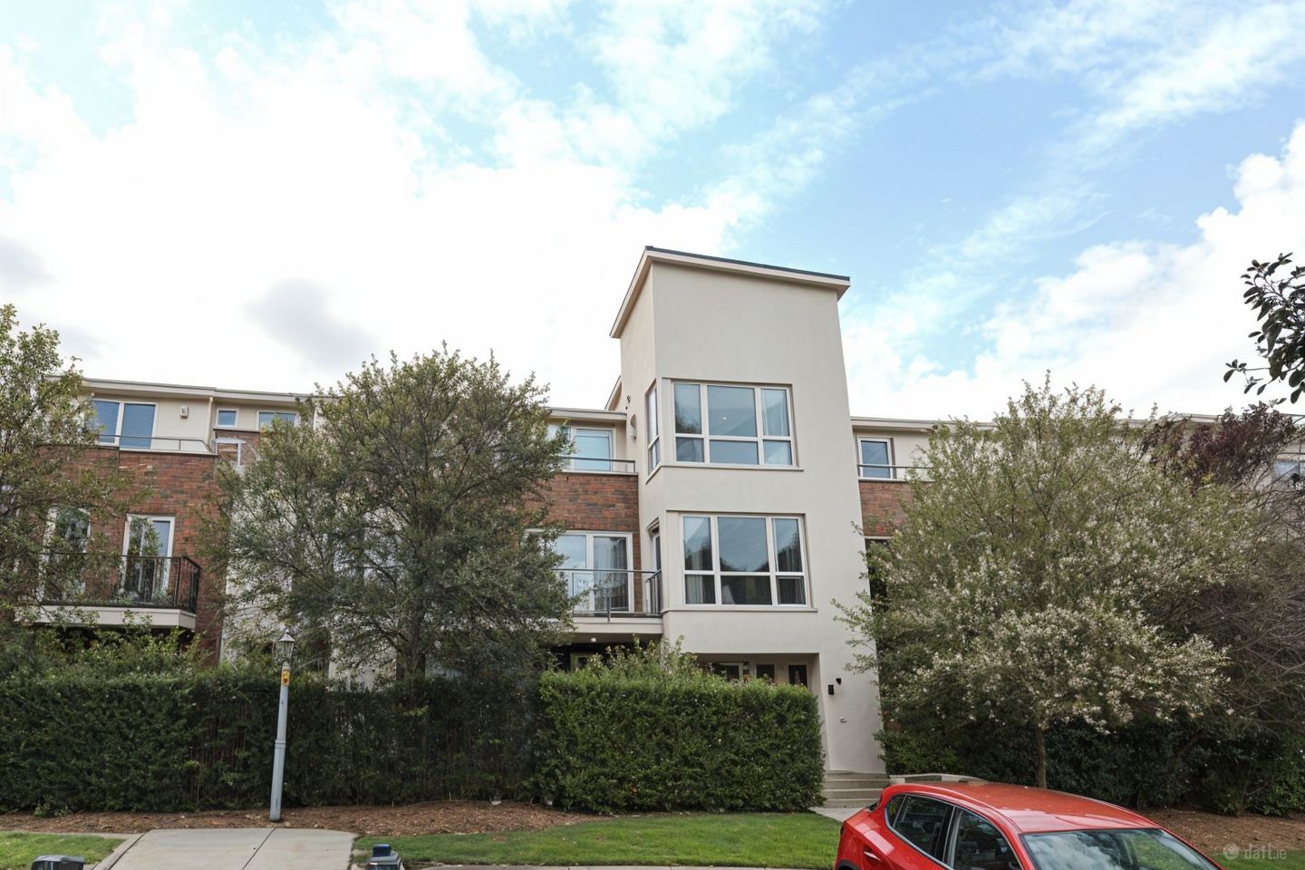 Bracken Hill, Ballinteer, Dublin 18, D18HK20