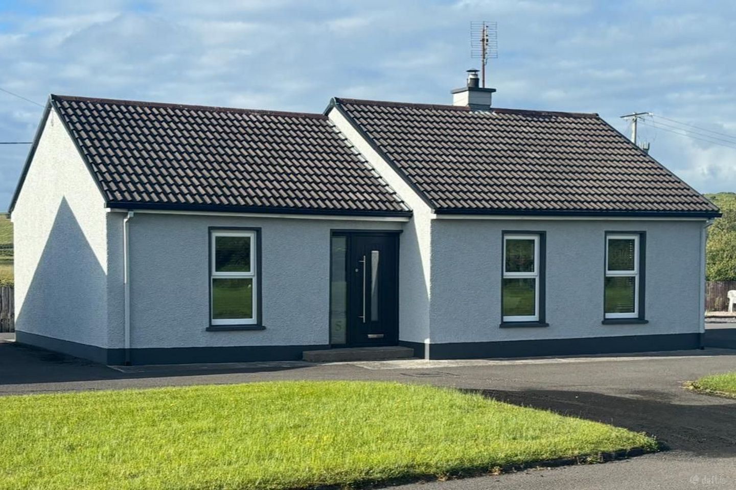 5 Kelly Crescent, Rossnowlagh, Rossnowlagh, Co. Donegal, F94CR26