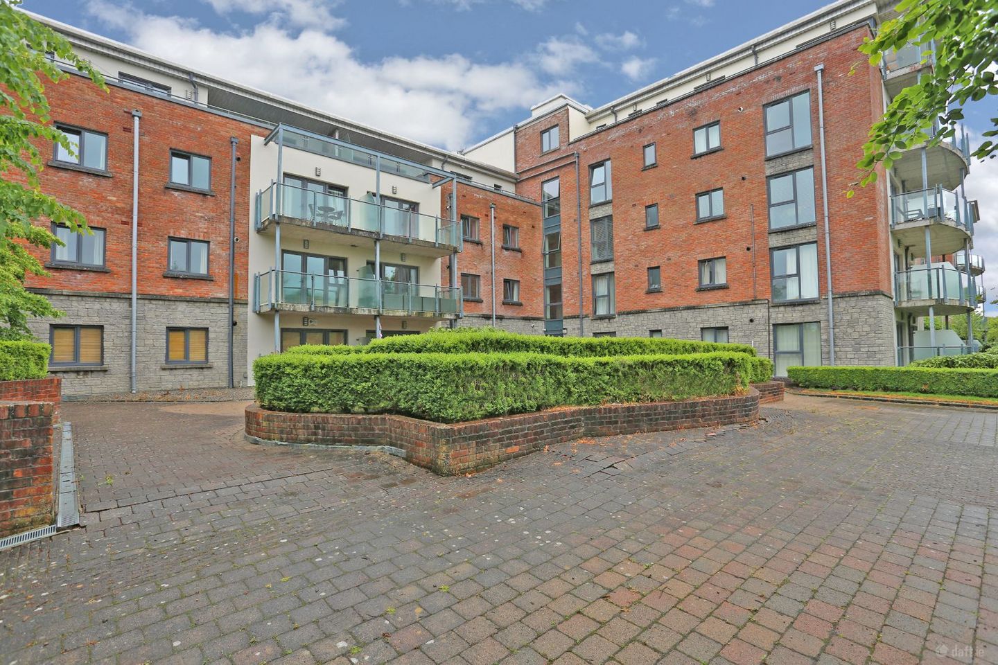 11 Thornfield, Ashbourne Avenue, South Circular Road, Co. Limerick, V94D309
