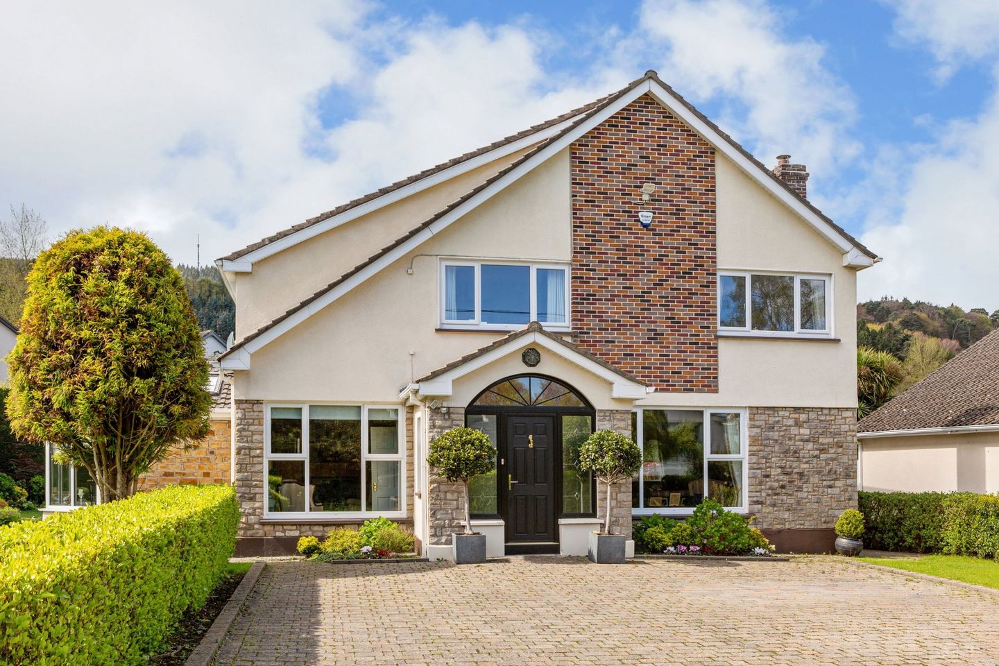 Aileach, 4 Kilgobbin Road, Stepaside, Dublin 18, D18E8P7
