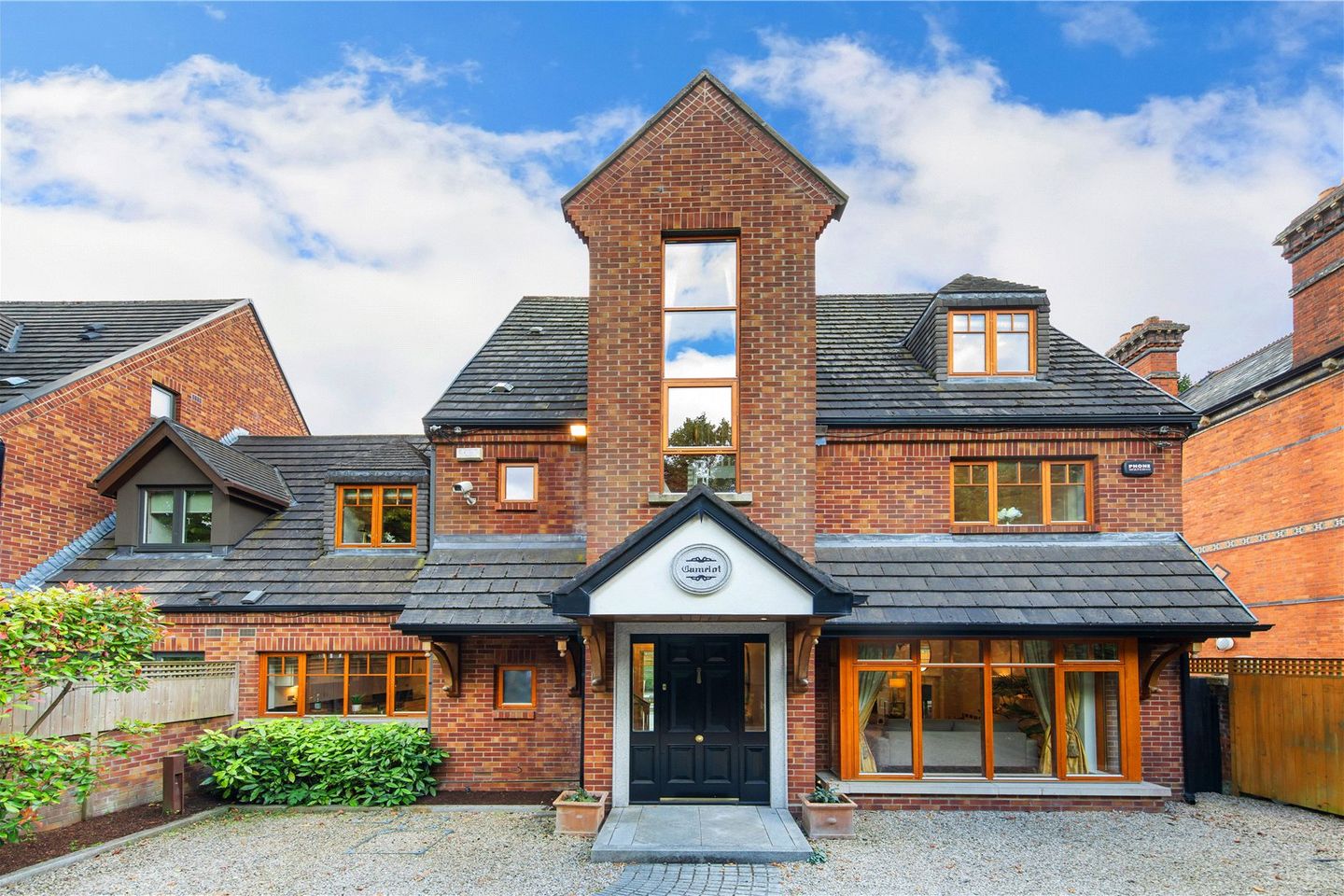 Camelot, 1 Ailesbury Way, Ailesbury Road, Dublin 4, D04X4E3