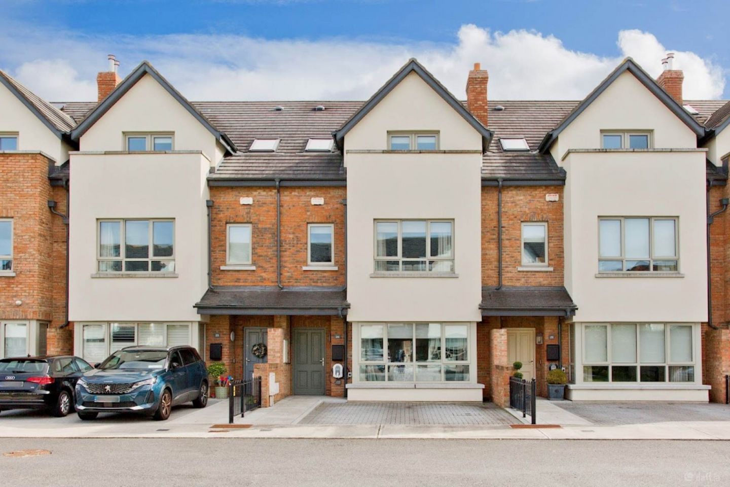 24 Castleknock Cross, Dublin 15, Co. Dublin, D15DKH3