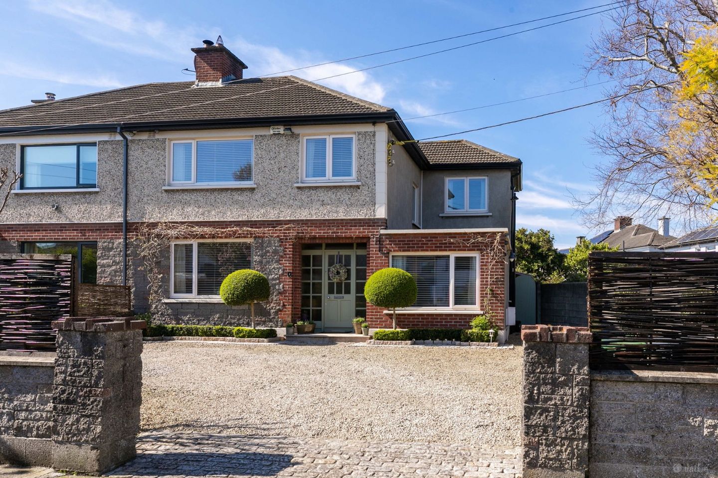 2 Clonkeen Drive, Foxrock, Dublin 18, D18R7F3