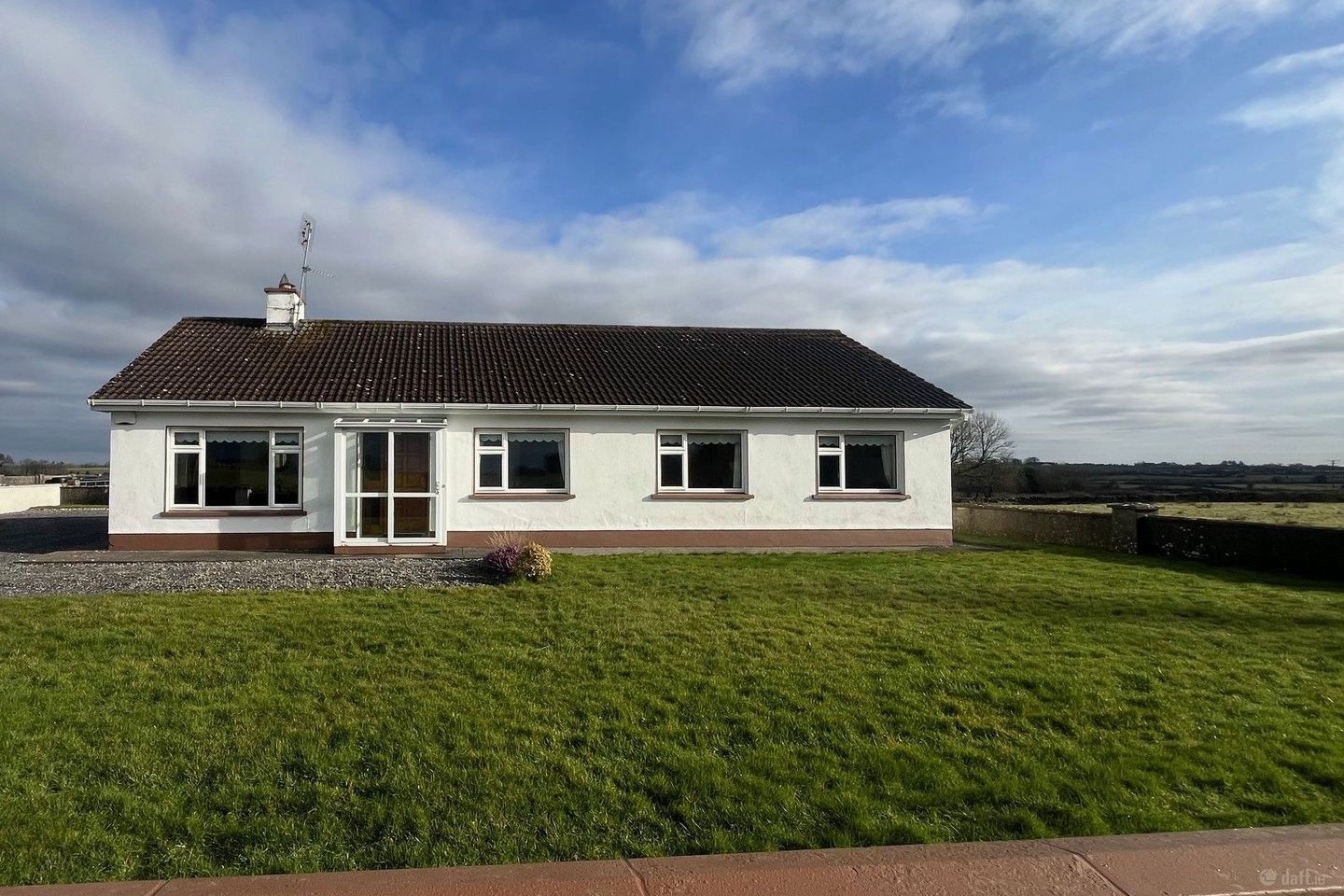 Burrish, Ballindine, Claremorris, Co. Mayo, F12P962