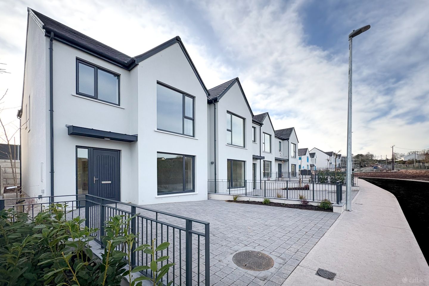 Four Bed Semi Detached, Millboro, Kerry Pike, Cork