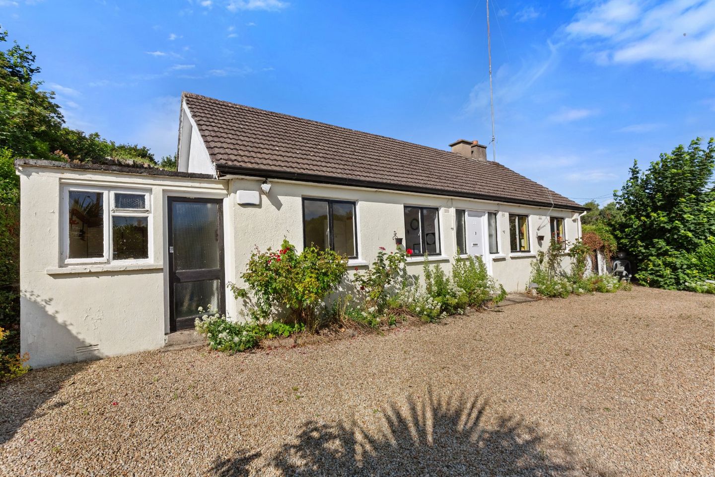 37 Bray Road, Loughlinstown, Co Dublin, D18P586