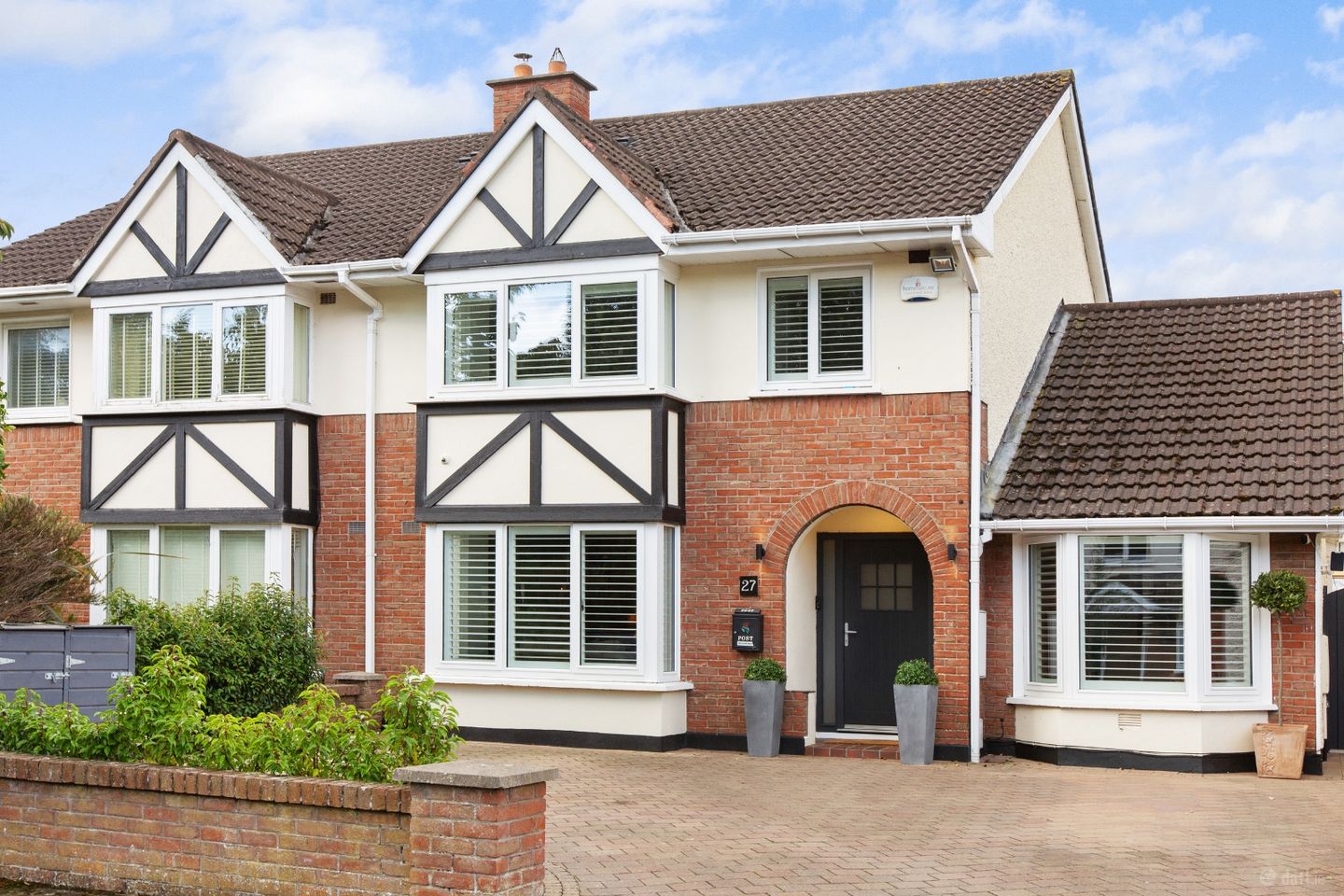 27 Orby Avenue, The Gallops, Leopardstown, Dublin 18, D18H528