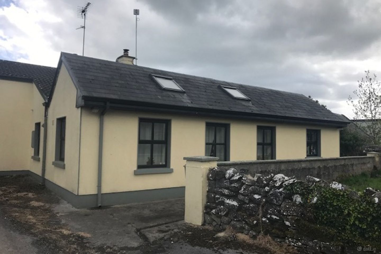 Brodullagh North, Shrule, Co. Mayo, H91T8PC