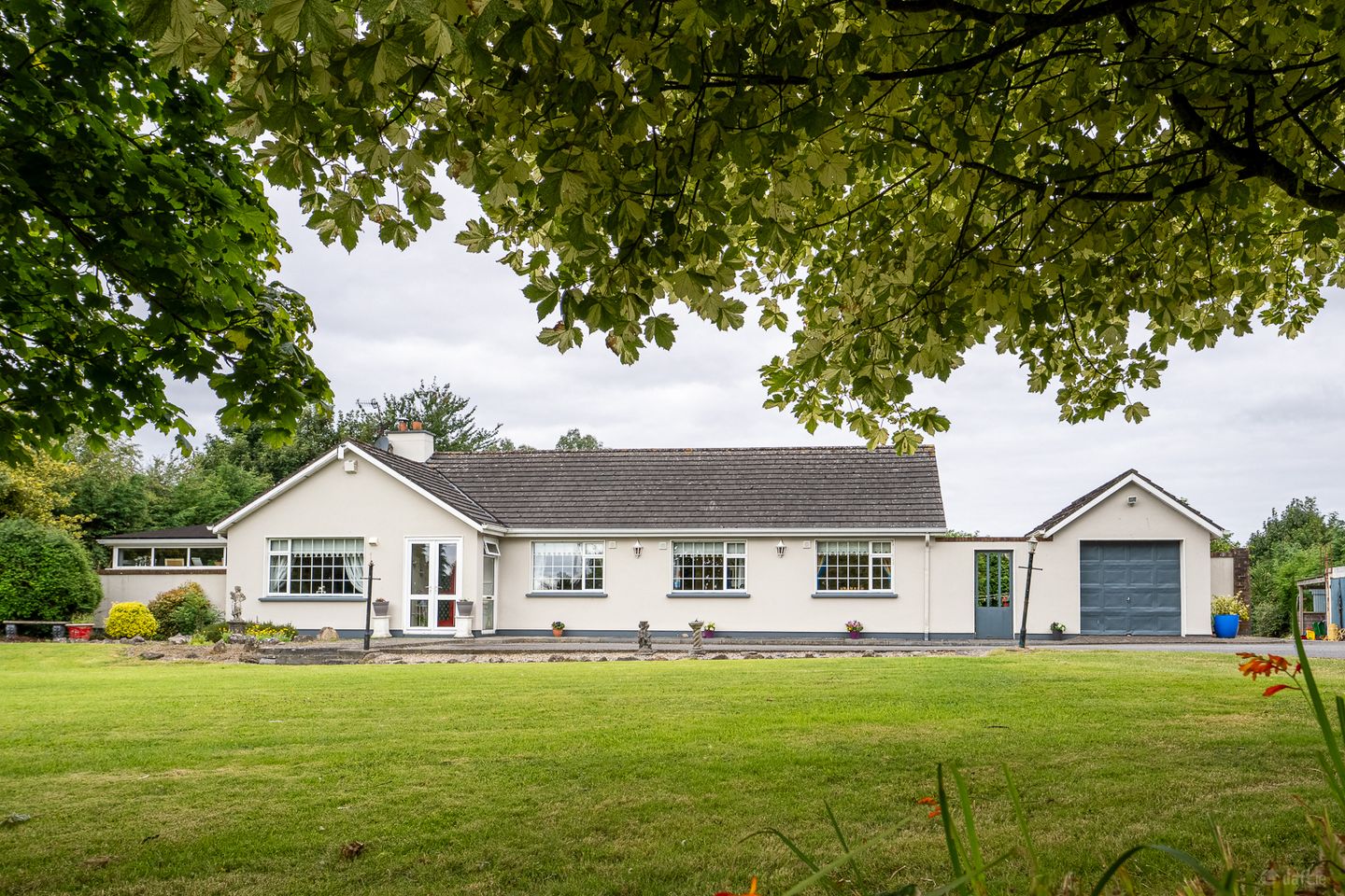Angel's Bed, Ballyneale, Carrick On Suir, Co. Tipperary, E32PP92