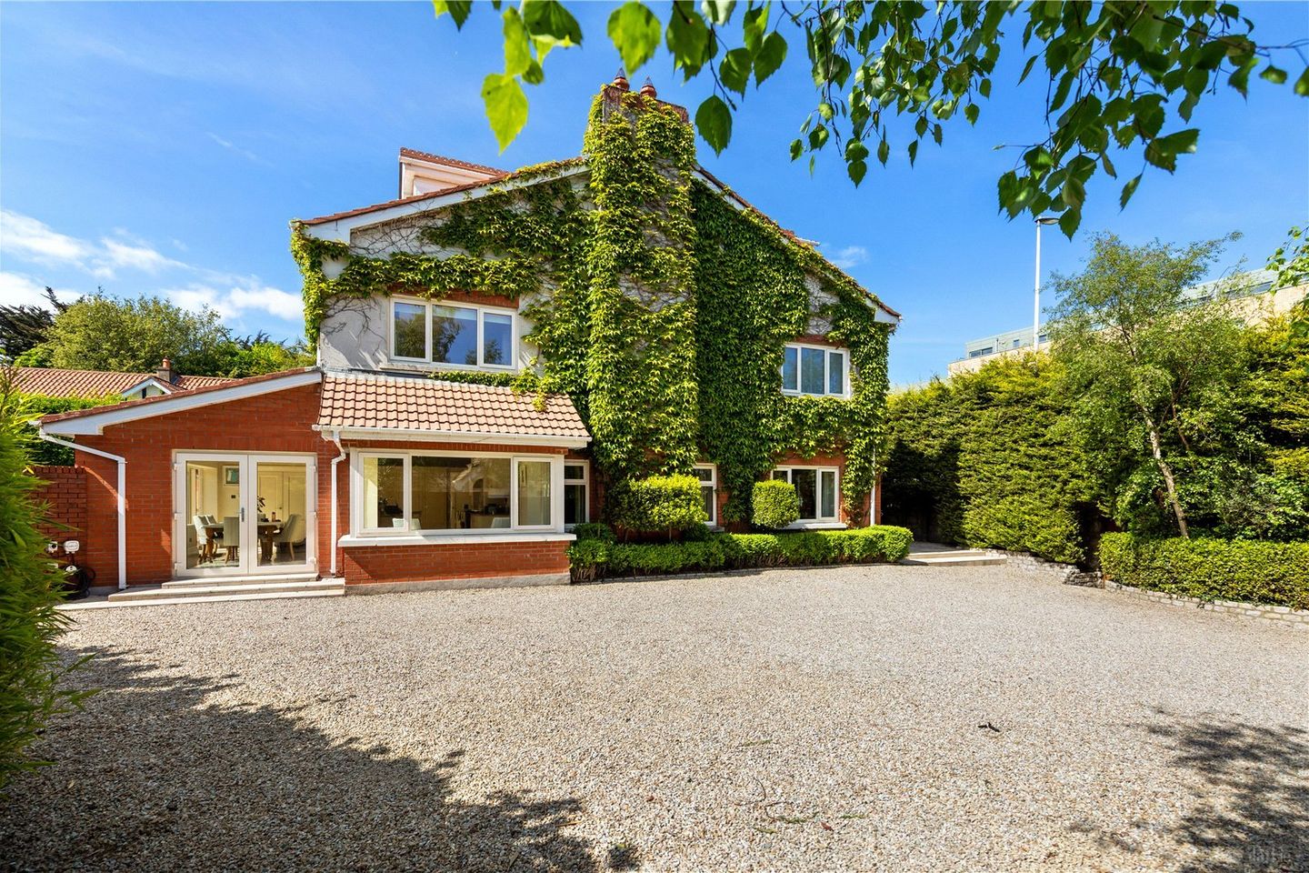 Kincora, Avonmore, Foxrock, Dublin 18, D18RD90