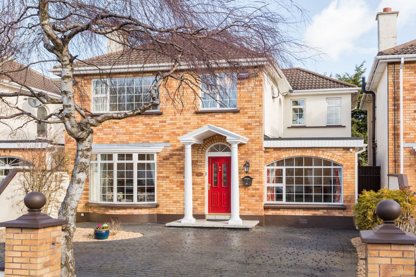 33 The Court, Cypress Downs, Templeogue, Co. Dublin