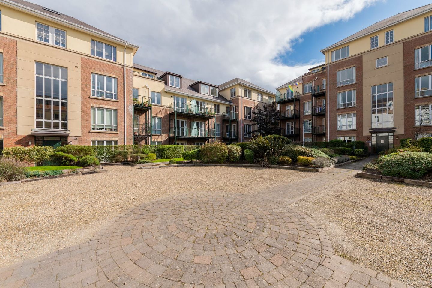 Apartment 1, House 2, Linden Court, Grove Avenue, Blackrock, Co. Dublin, A94EE76