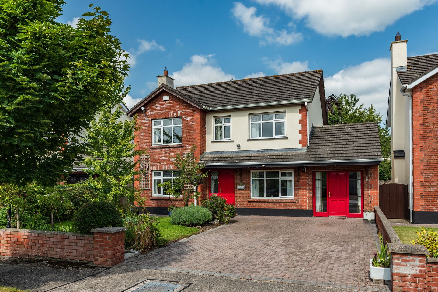7 Park Road, Baroda Court, W12H798