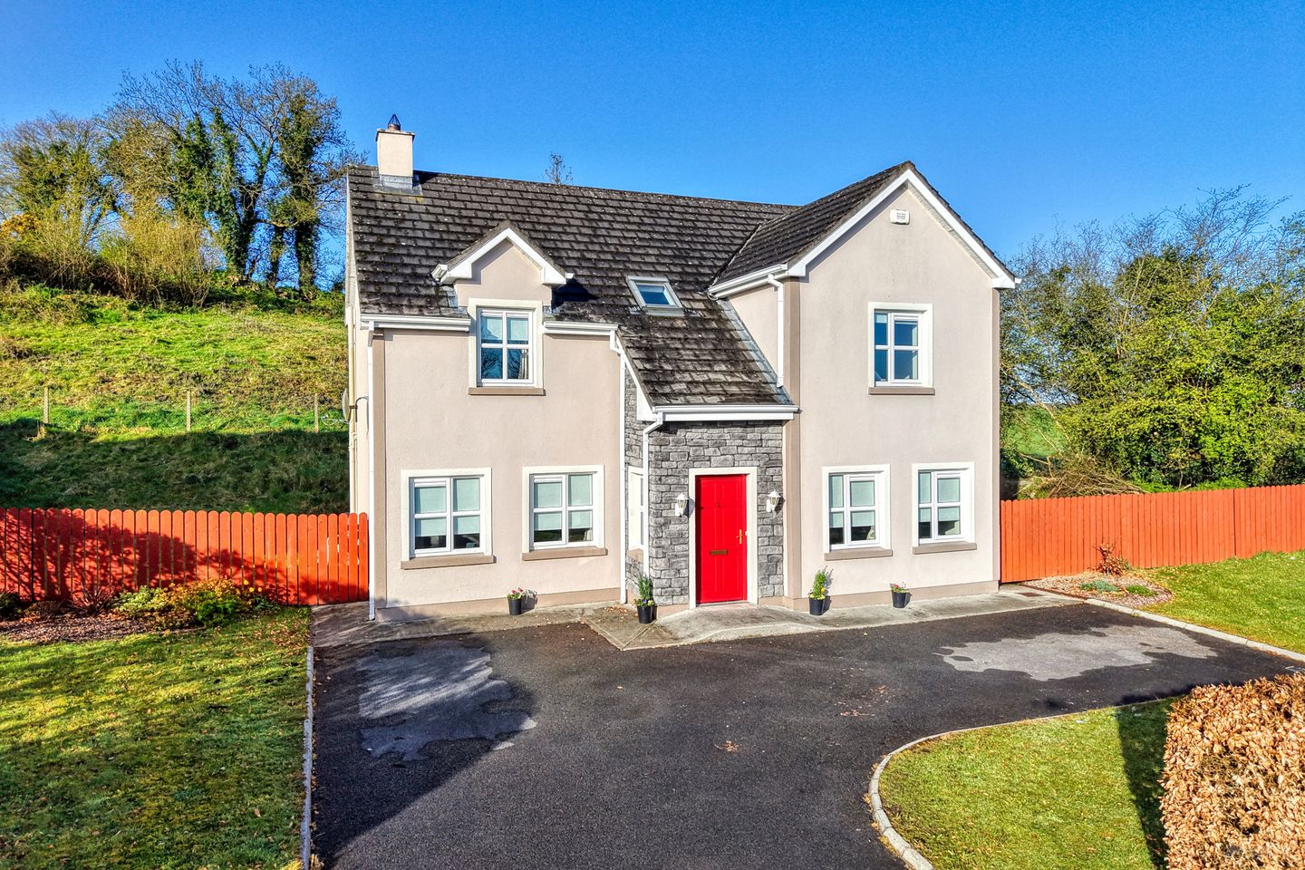 2 Saint John's, Ballinalee, Co. Longford, N39W276