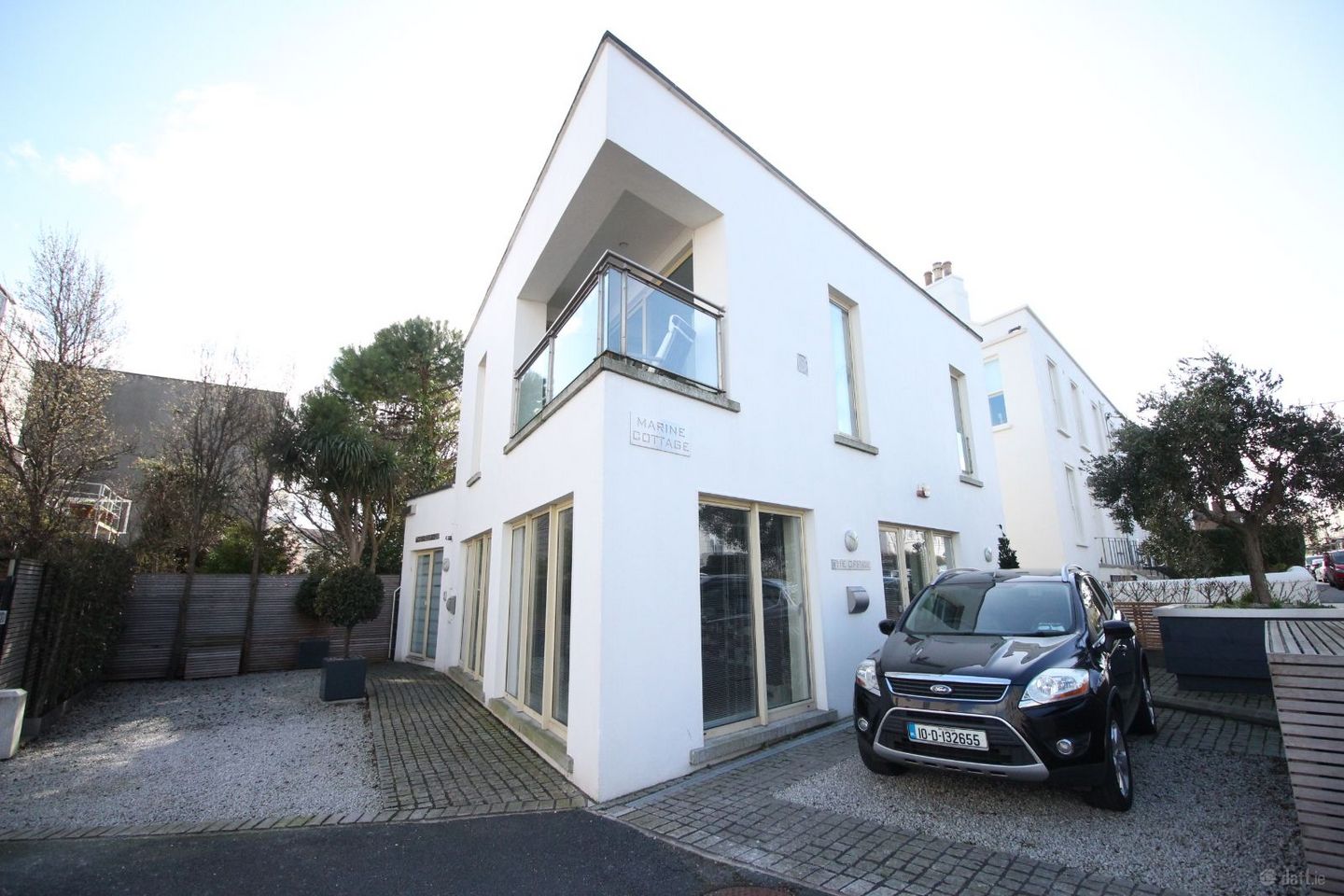Apartment, Marine Cottage Mellifont Avenue, Dun Laoghaire, Co. Dublin