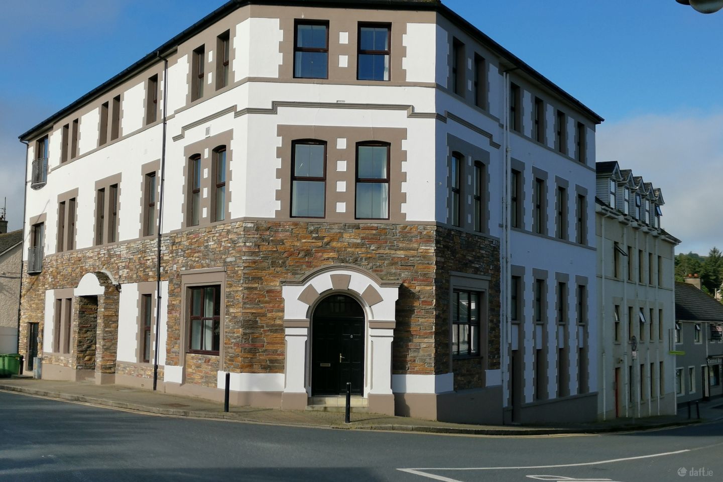 Gateway Building, Main Street, Lifford, Co. Donegal