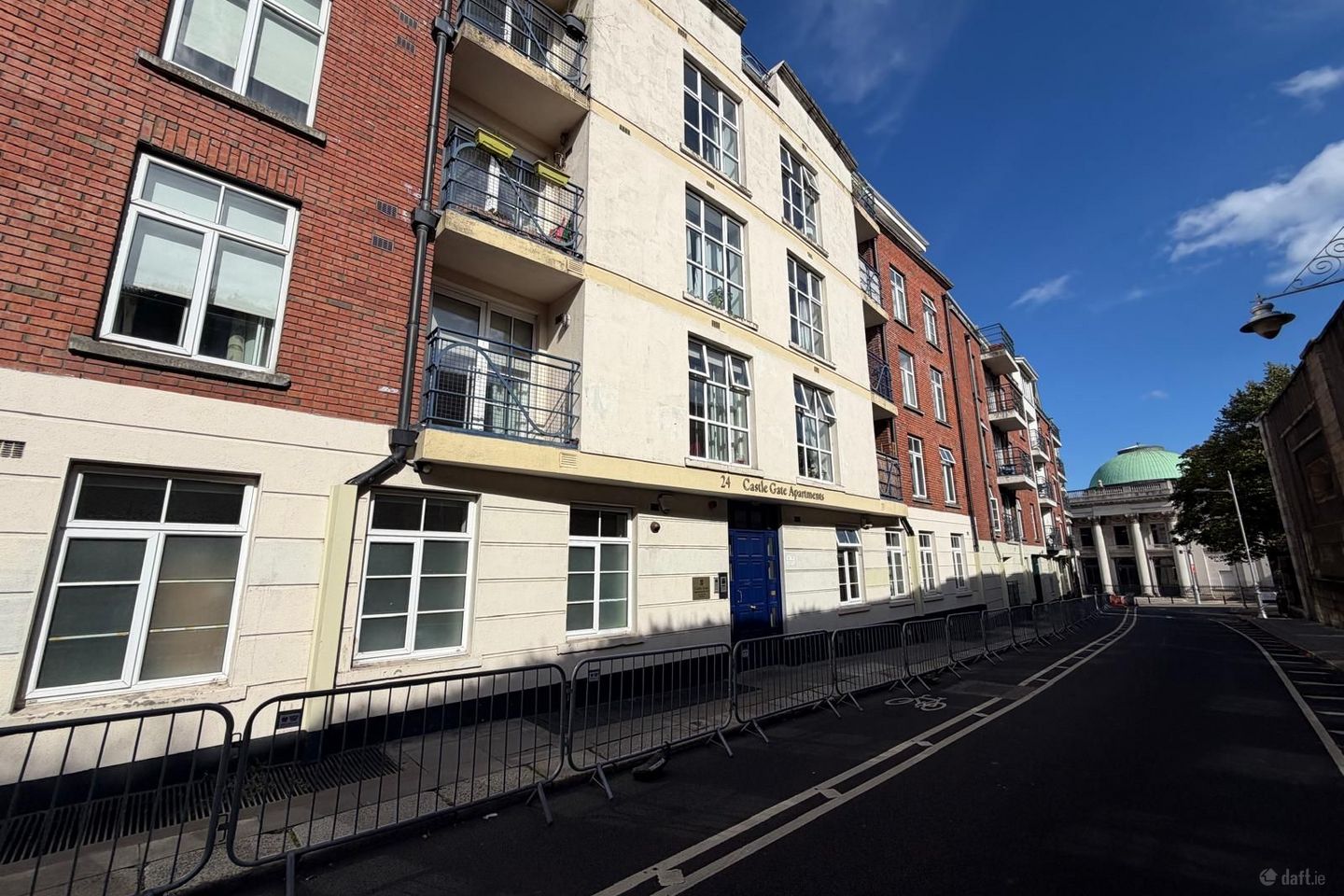 63 Castlegate, Castle street, Dublin 2