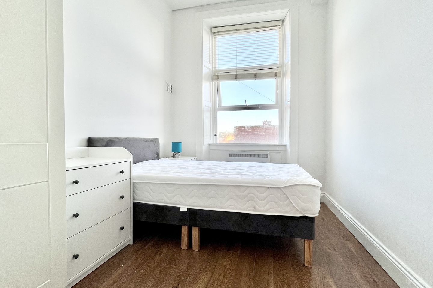 Mountjoy Square East (F9), Dublin 1