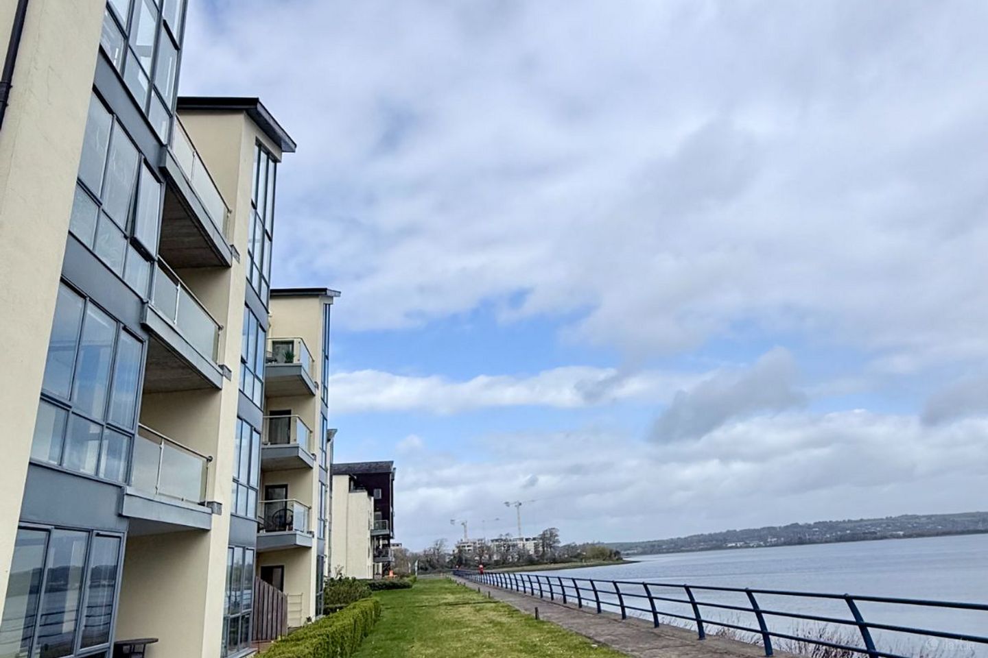 Hartys Quay,Rochestown Road, Rochestown, Co. Cork