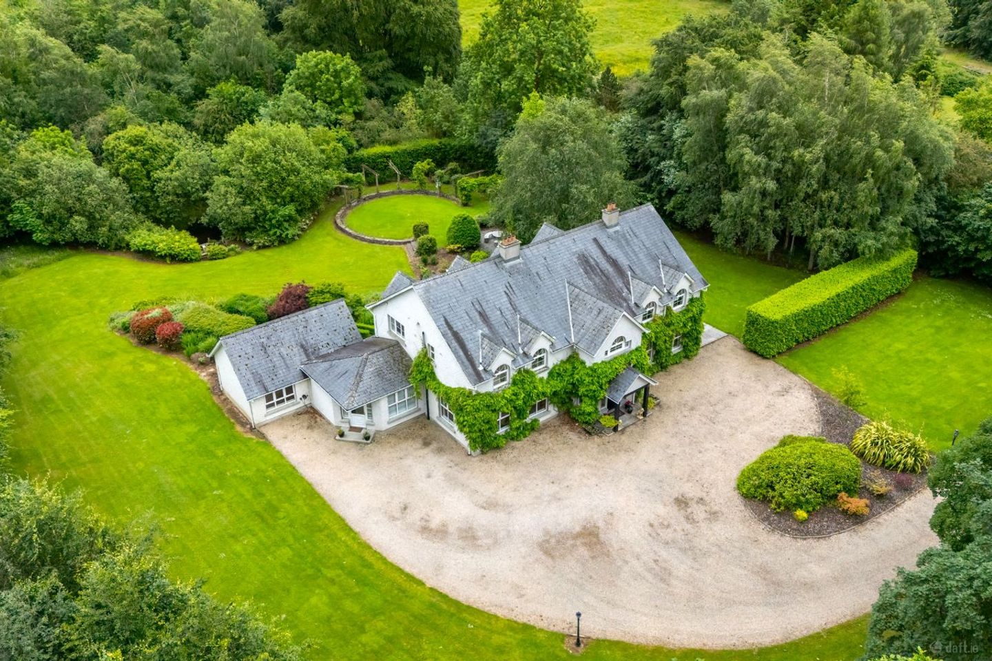 "Kylton Lodge", Gilltown, Kilcullen, Co. Kildare, R56FX24